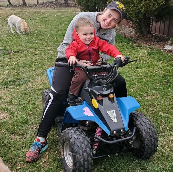 Meet your Posher, Liz - Picture 4 of 4